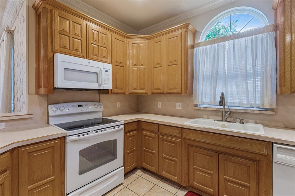 200 Shadow Creek Lane