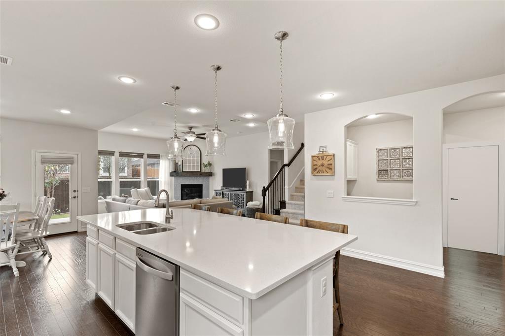 4844 Meadow Falls Drive