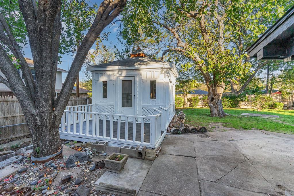 5614 Trailwood Drive