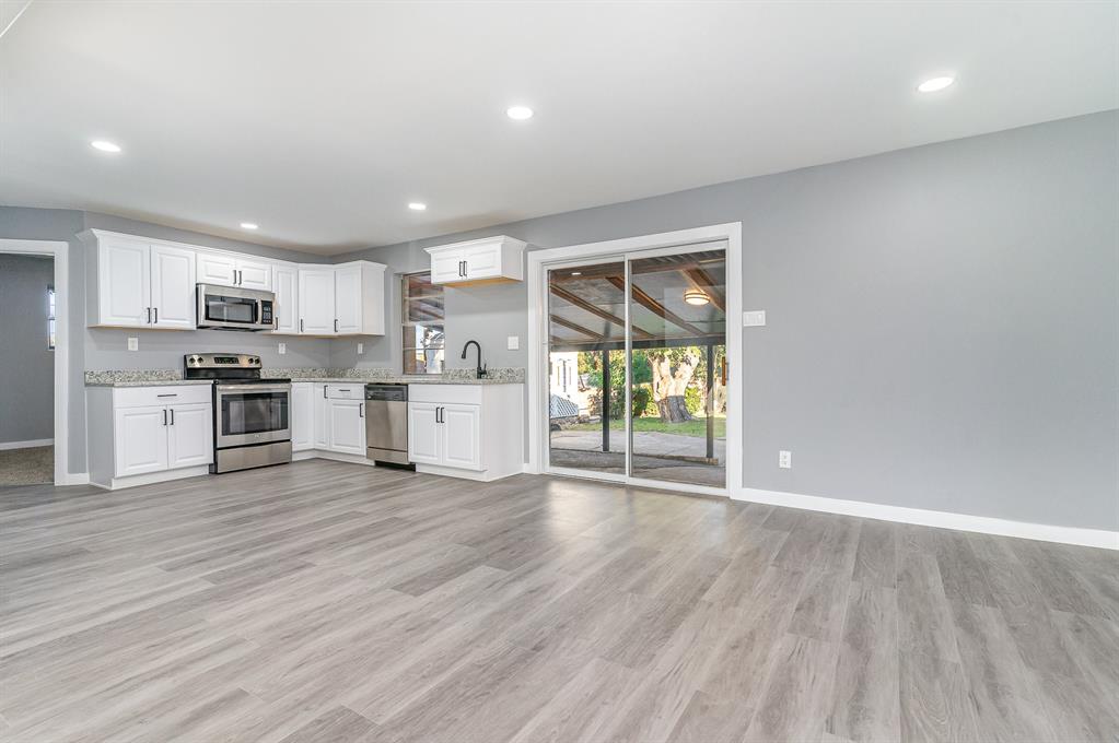 5614 Trailwood Drive