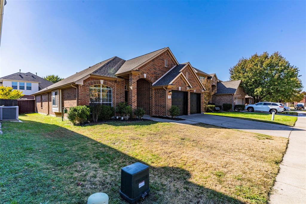 9405 Fenway Drive