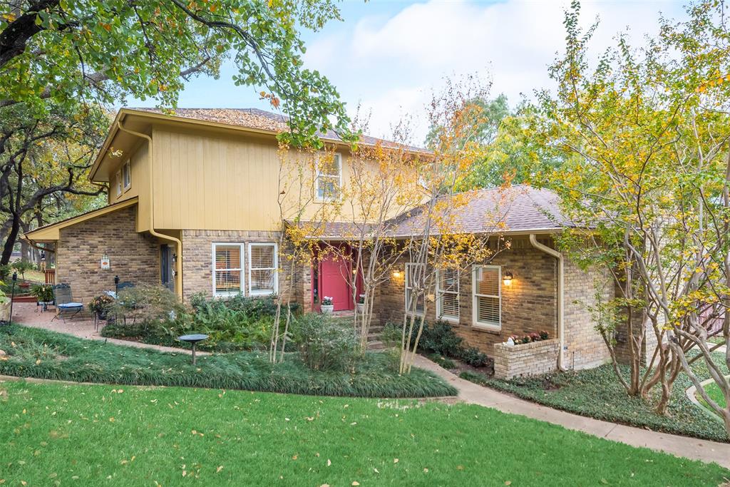 2904 Verona Court