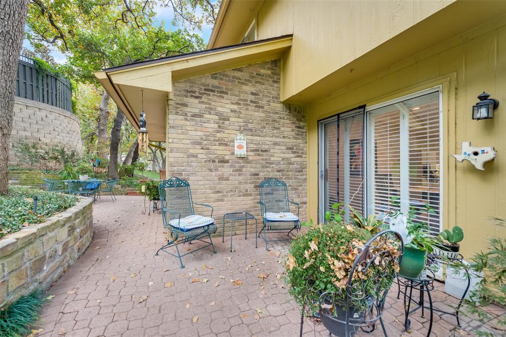 2904 Verona Court