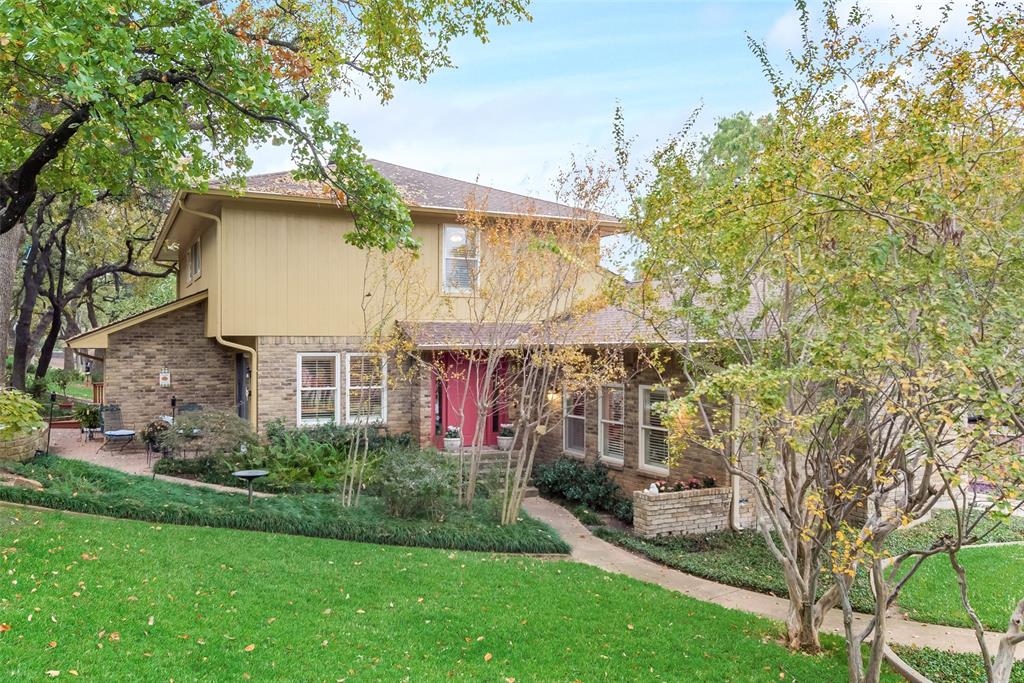 2904 Verona Court