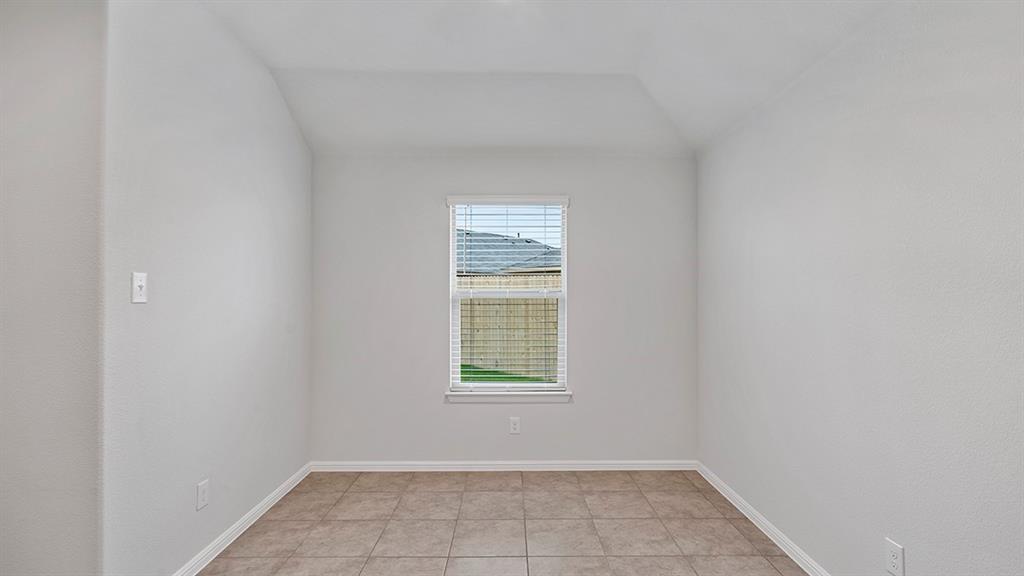 8121 BELTMILL Parkway