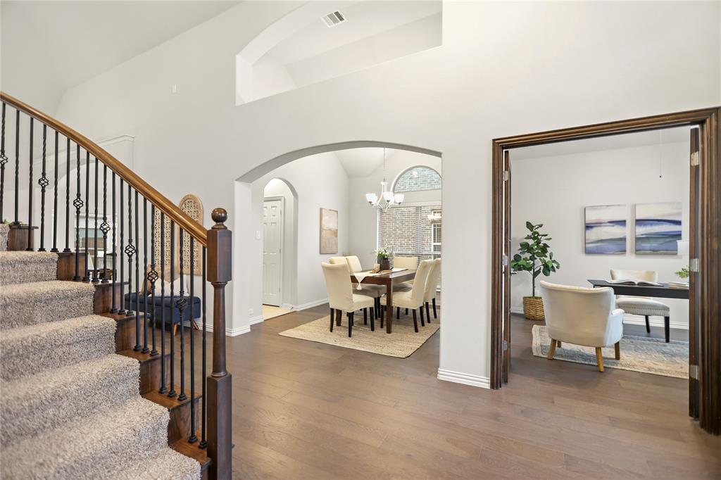 1052 Putnam Drive