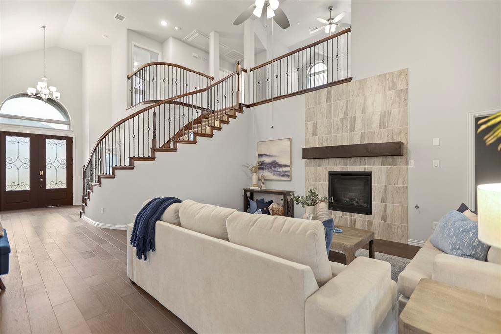 1052 Putnam Drive