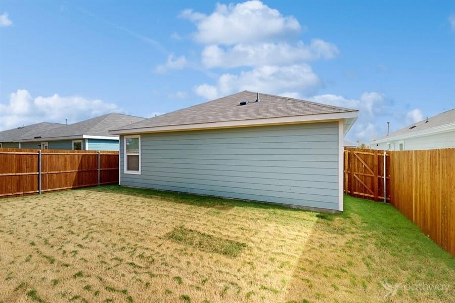 8817 Red Fox Trail