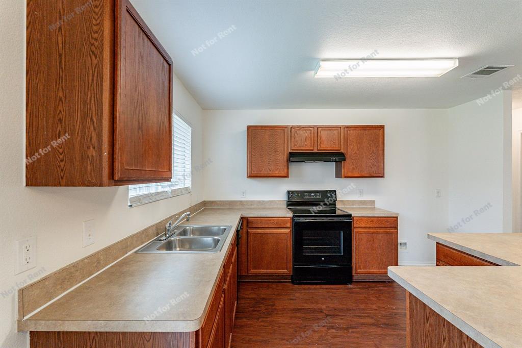 2117 Laughlin Road