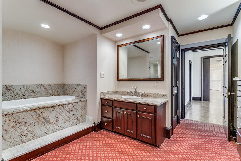 3831 Turtle Creek Boulevard, #19BC