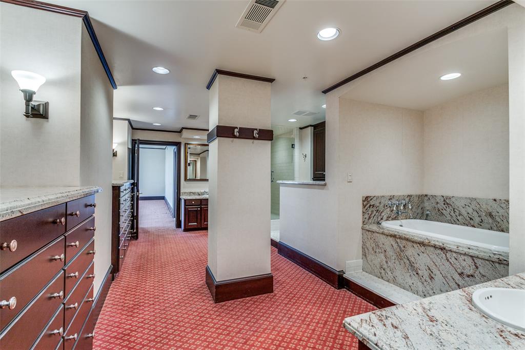 3831 Turtle Creek Boulevard, #19BC