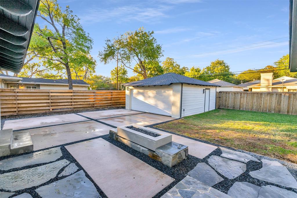 6411 Highgate Lane