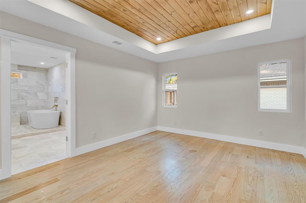 6411 Highgate Lane