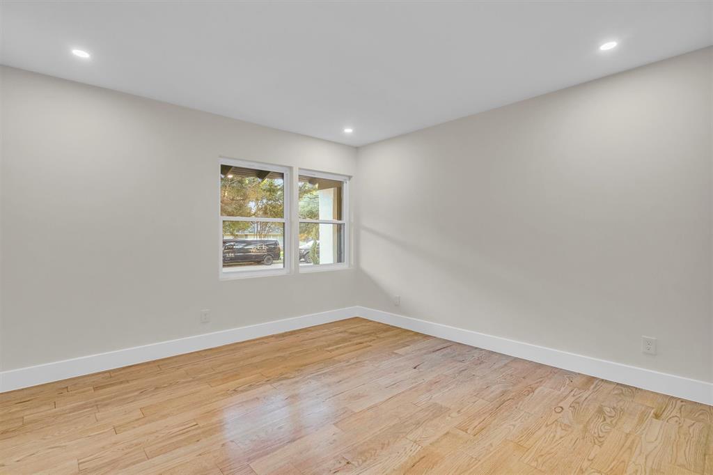 6411 Highgate Lane