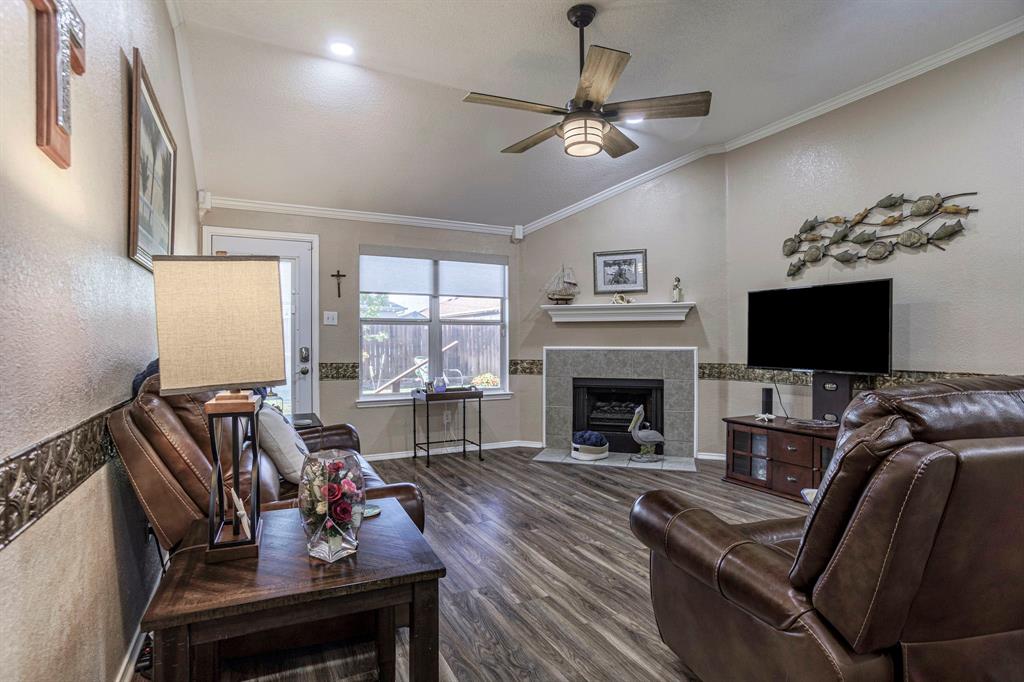 1041 Ridge Top Drive