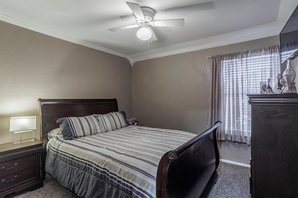 1041 Ridge Top Drive