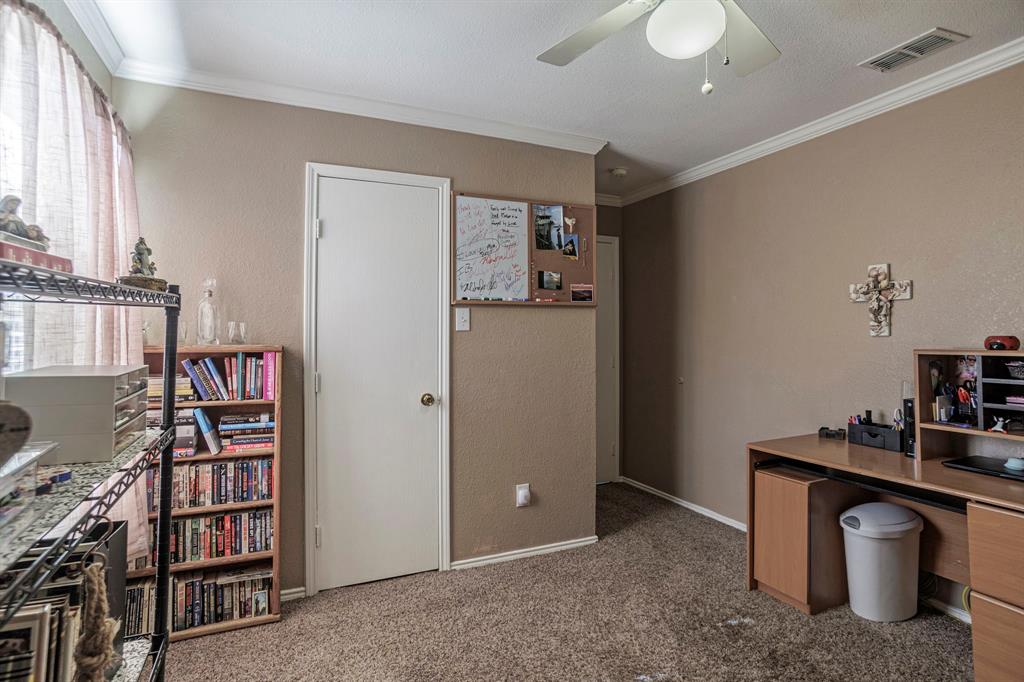1041 Ridge Top Drive