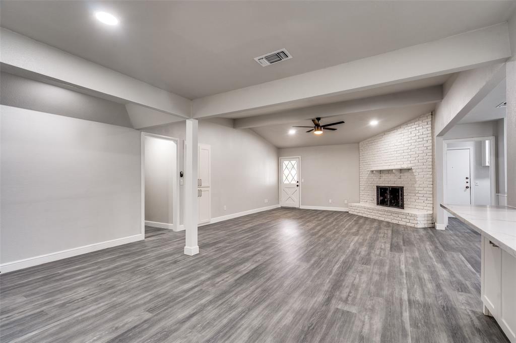 2913 Roundrock Trail