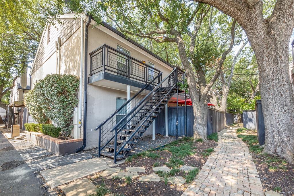 7740 Meadow Road, #216