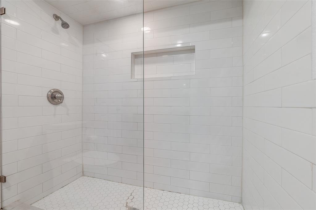7740 Meadow Road, #216