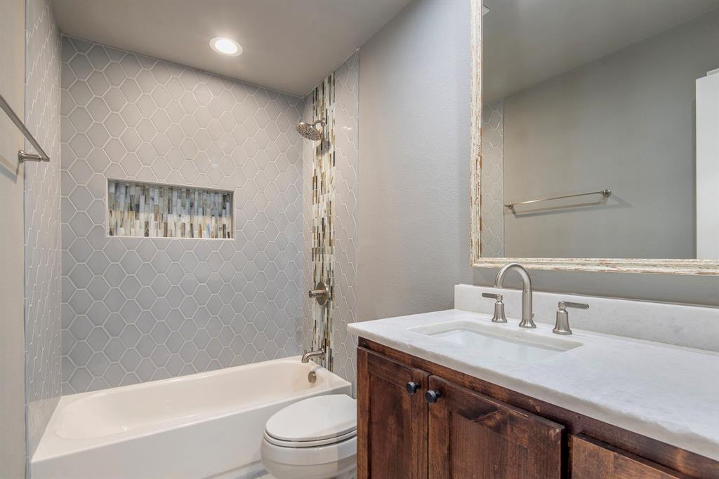 1329 Exeter Drive
