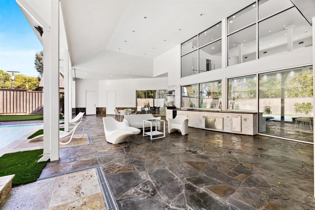 6007 Burgundy Road