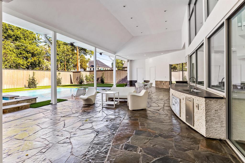 6007 Burgundy Road
