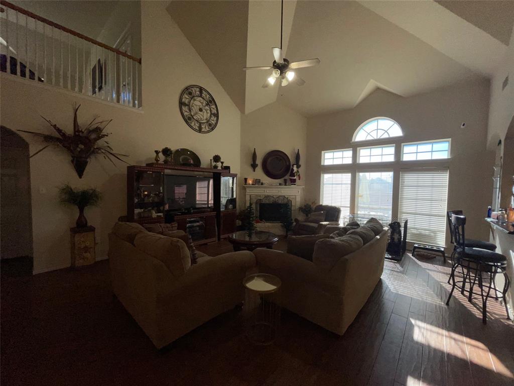 4437 Mallow Oak Drive