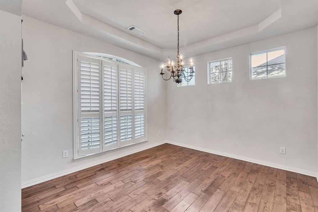 946 Bluffview Drive