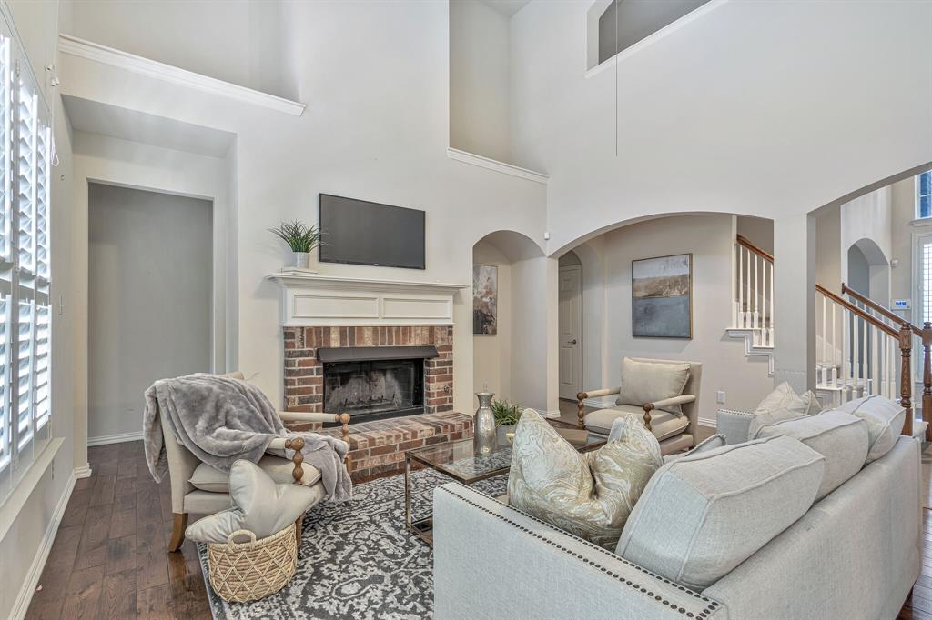 946 Bluffview Drive