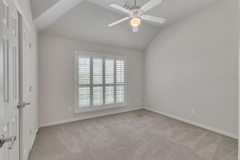 946 Bluffview Drive
