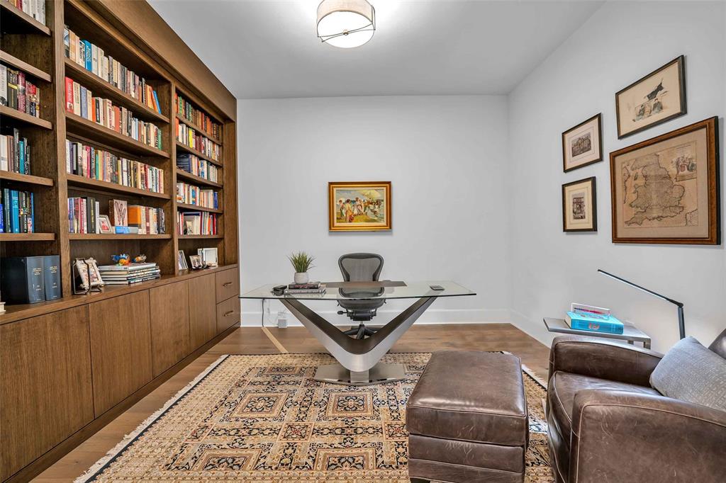 5270 Town And Country Boulevard, #114