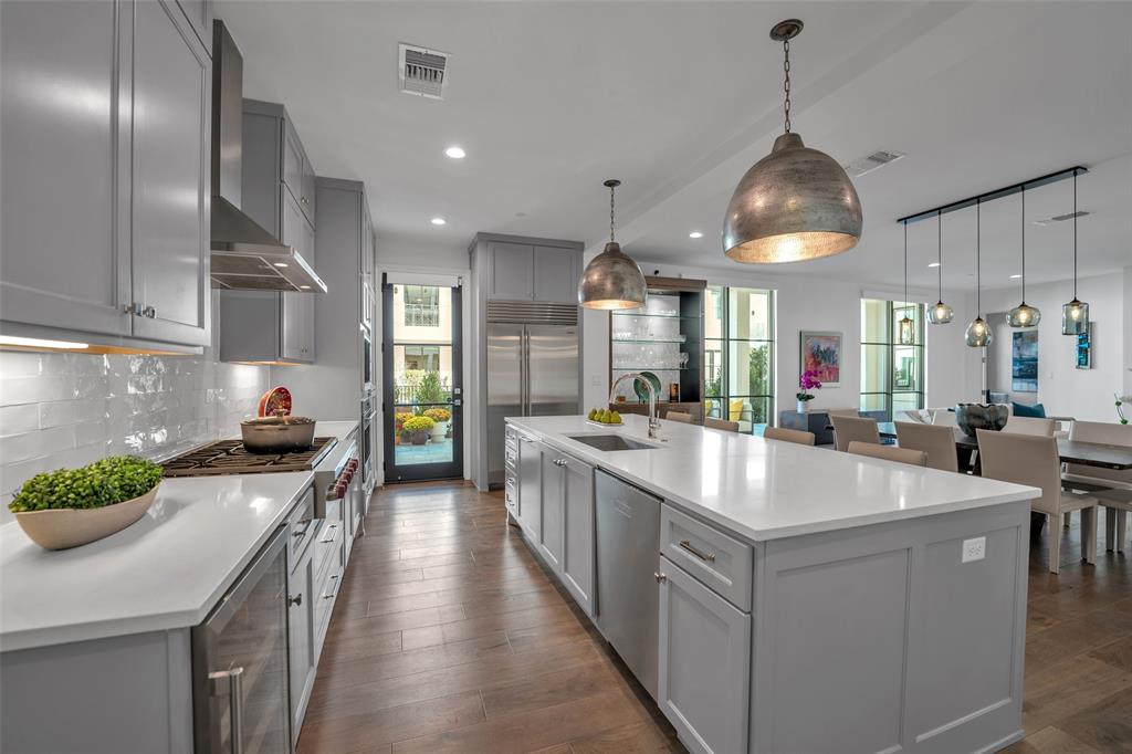 5270 Town And Country Boulevard, #114