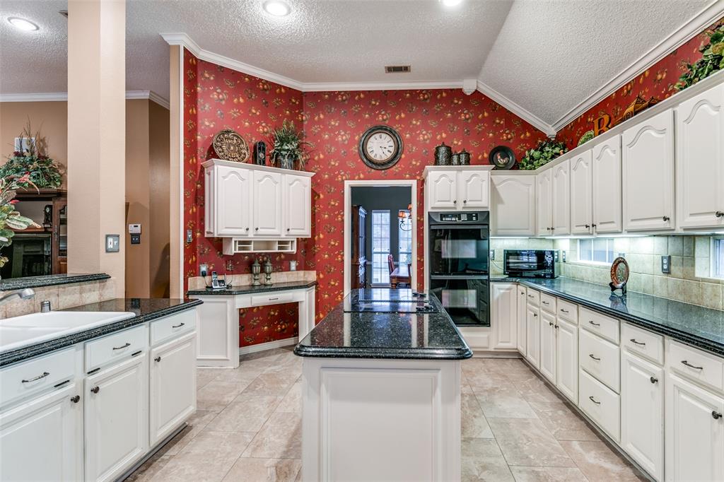 2907 Brittany Lane