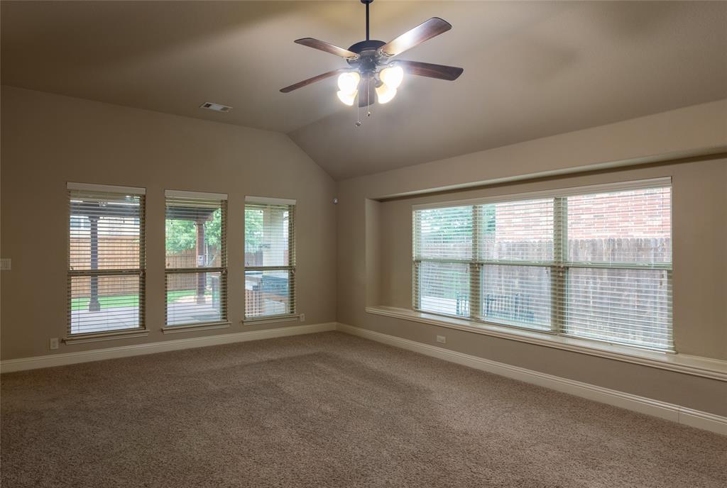 8213 Spitfire Trail