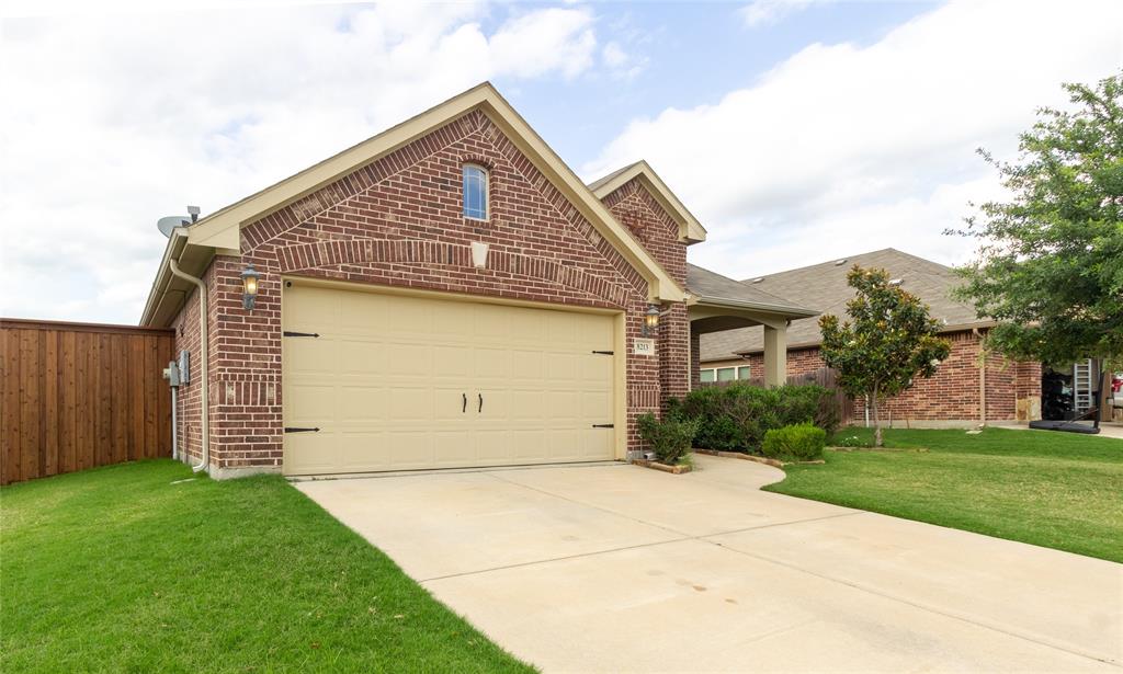 8213 Spitfire Trail