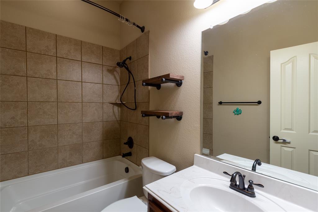 8213 Spitfire Trail