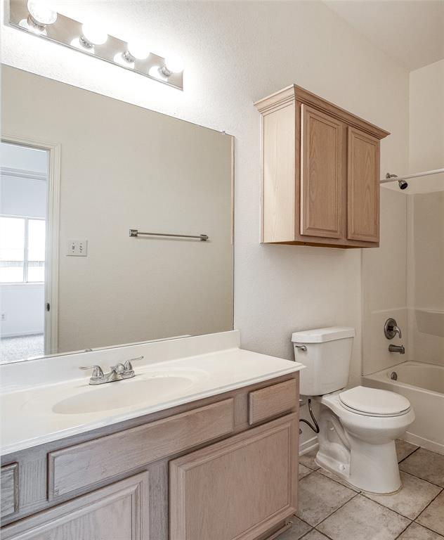 3320 Woodbluff Lane