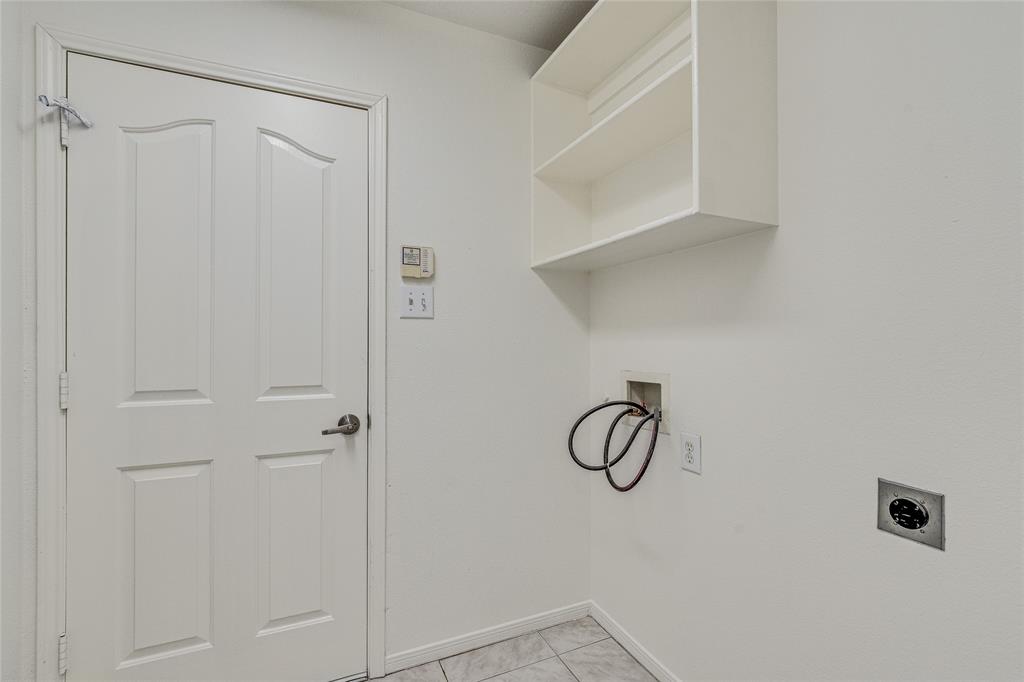 3320 Woodbluff Lane