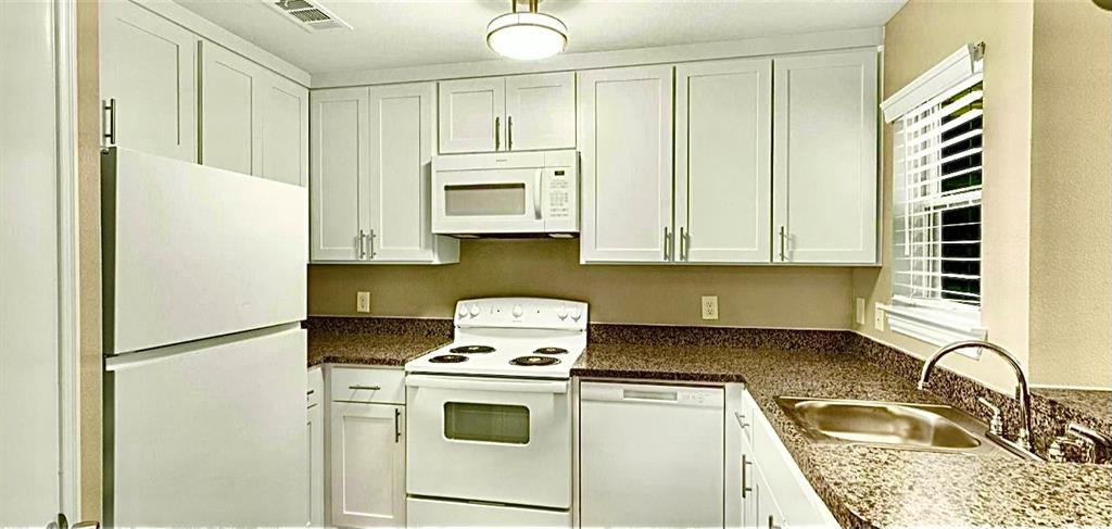 9819 Walnut Street, #204