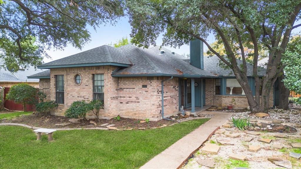 2202 Reading Road
