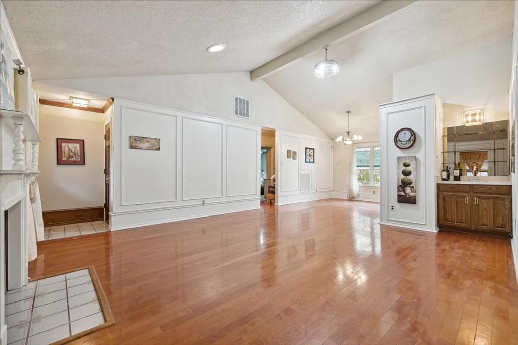 2202 Reading Road