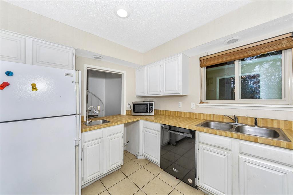 9726 Amberton Parkway