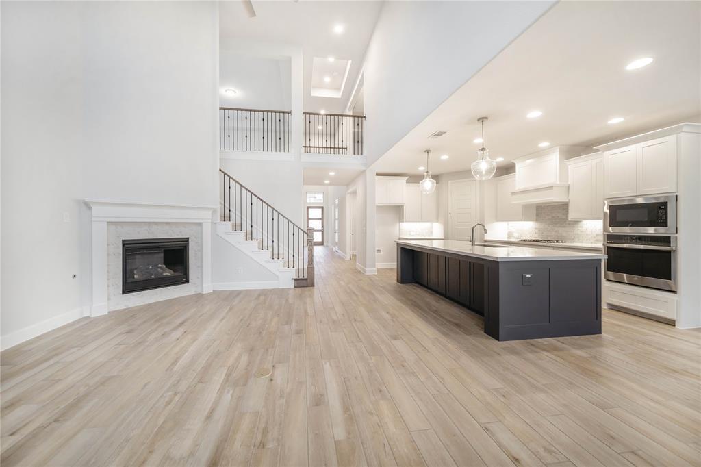 3016 Peartree Lane
