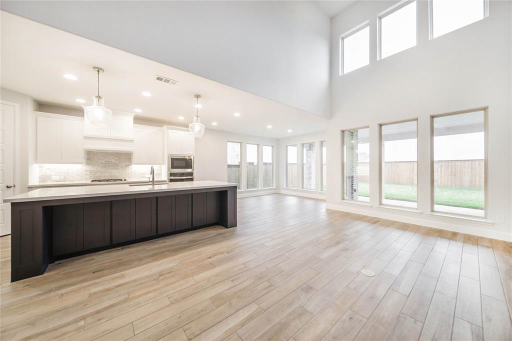 3016 Peartree Lane