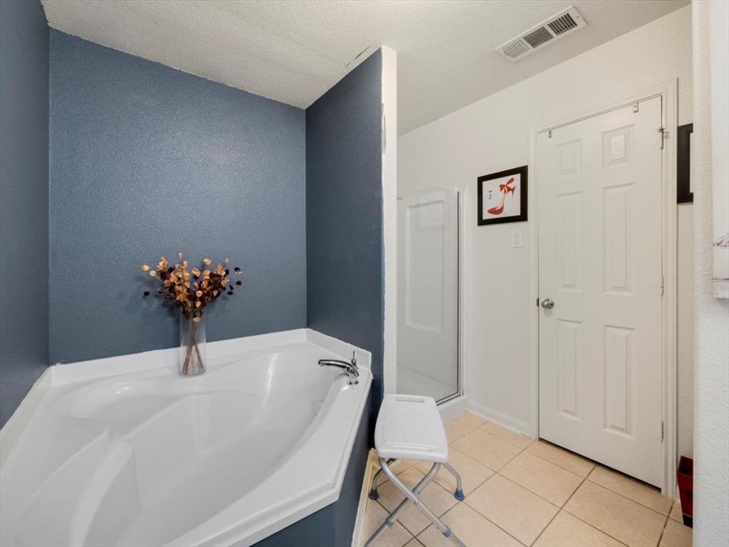 10020 Quail Glen Drive