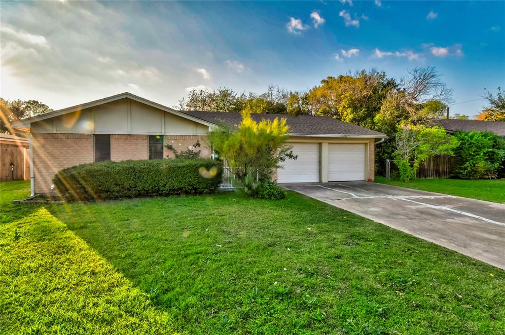 1126 Briar Creek Drive