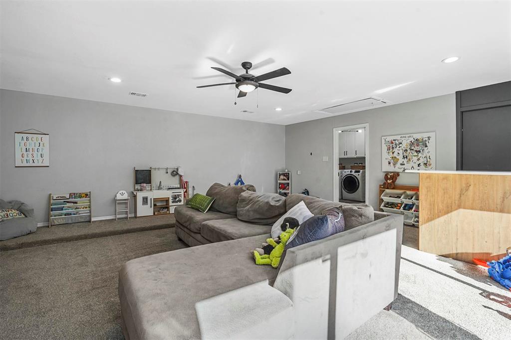 4100 Coral Circle