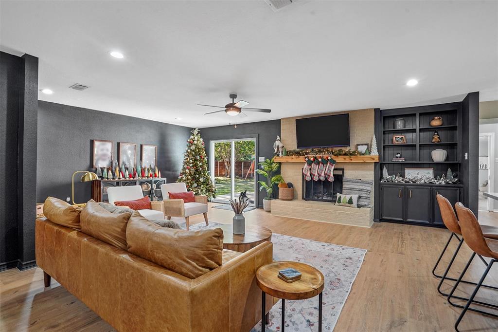 4100 Coral Circle