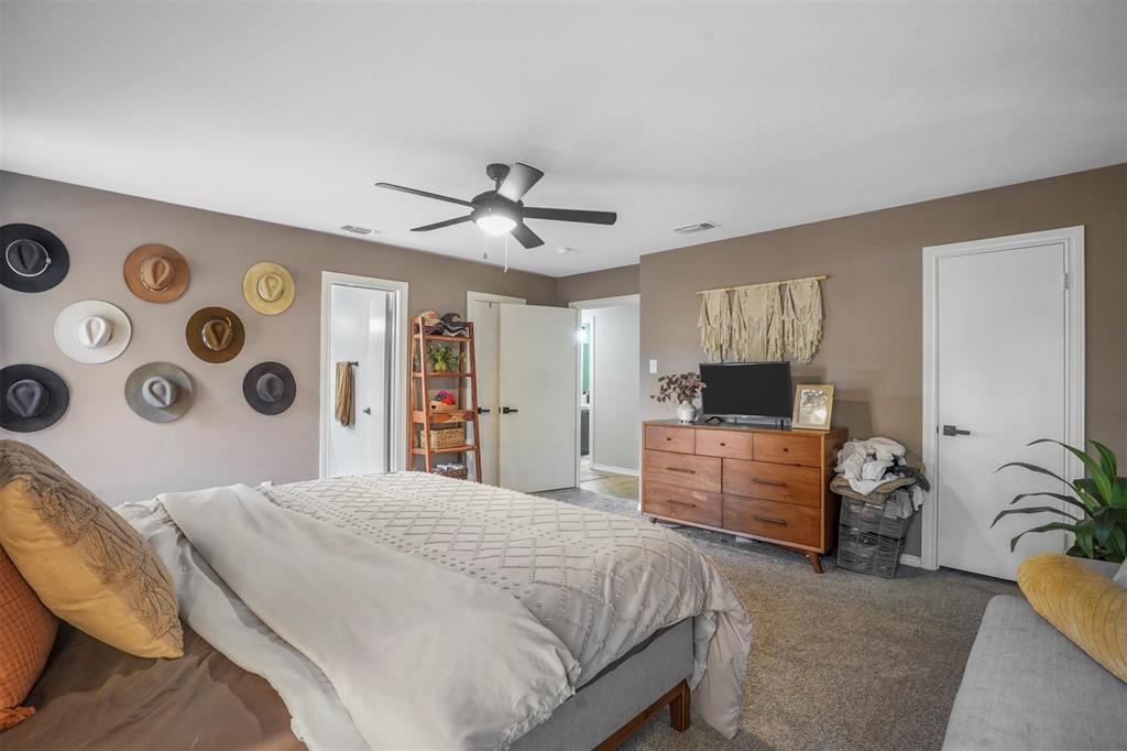 4100 Coral Circle